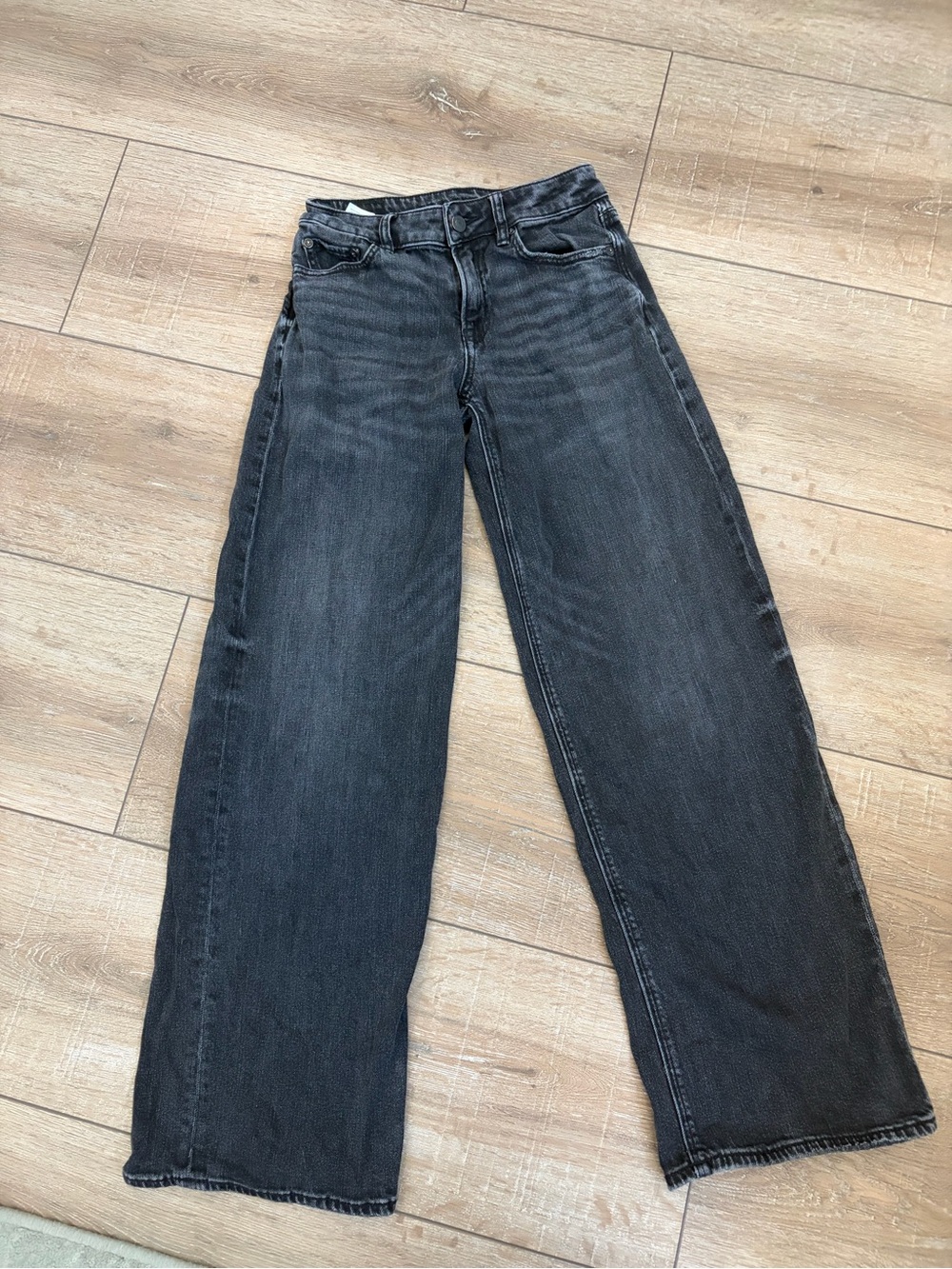American Eagle Low-Rise Baggy Wide-Leg Jeans Black 000 Regular